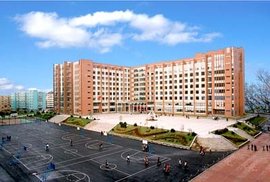 大连理工大学城市学院外国语学院